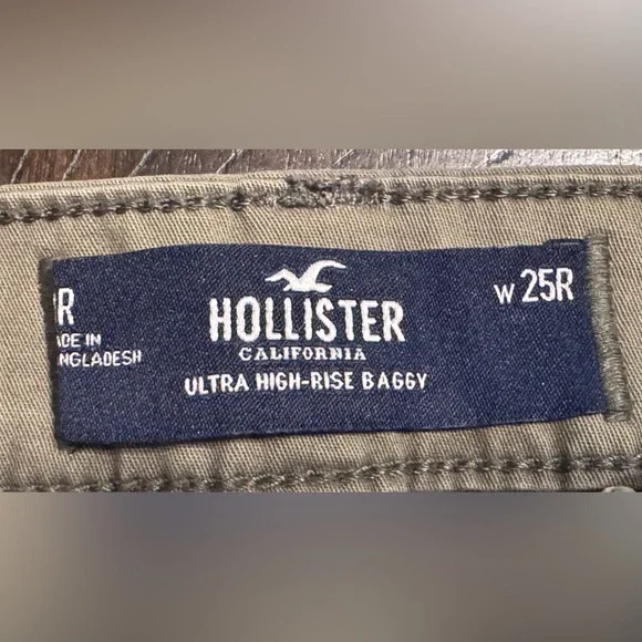 Hollister Olive Green Ultra High-Rise Baggy Pants - Picture 4 of 4